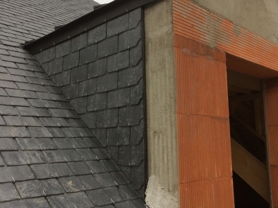 Detail de solin et ourlet zinc